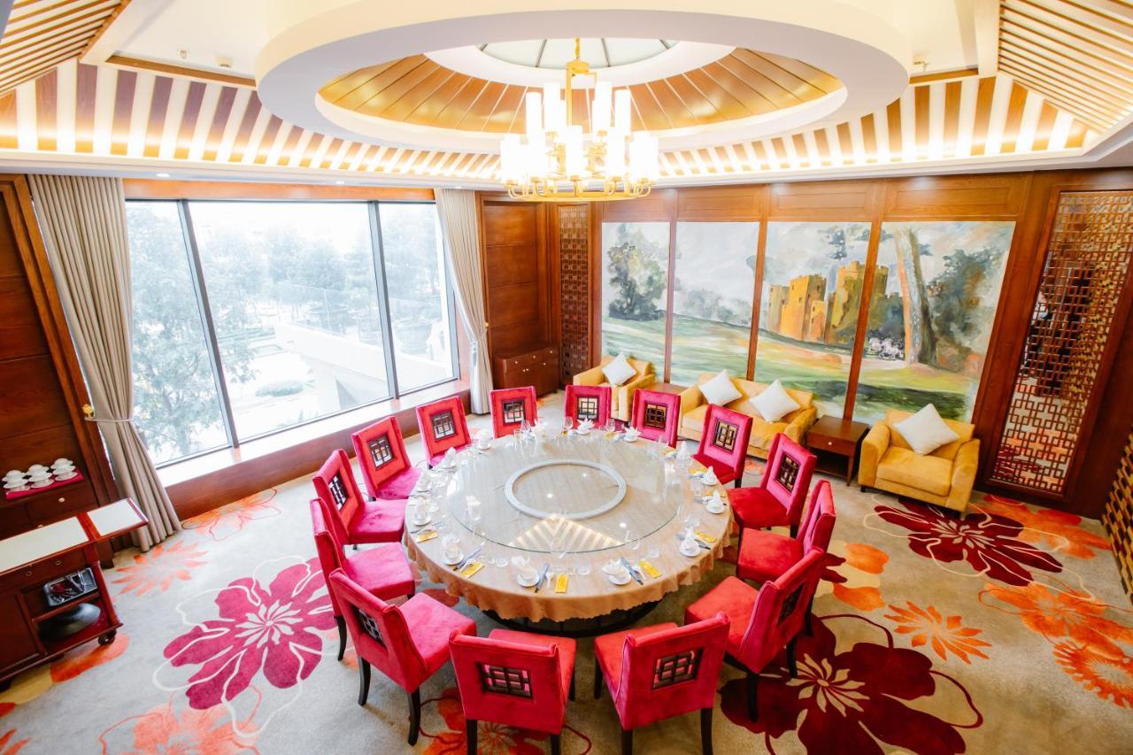 Grand Phoenix Hotel Bắc Ninh Eksteriør billede